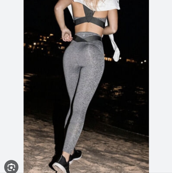 Free people movement just breathe athletic set - Picture 10 of 12